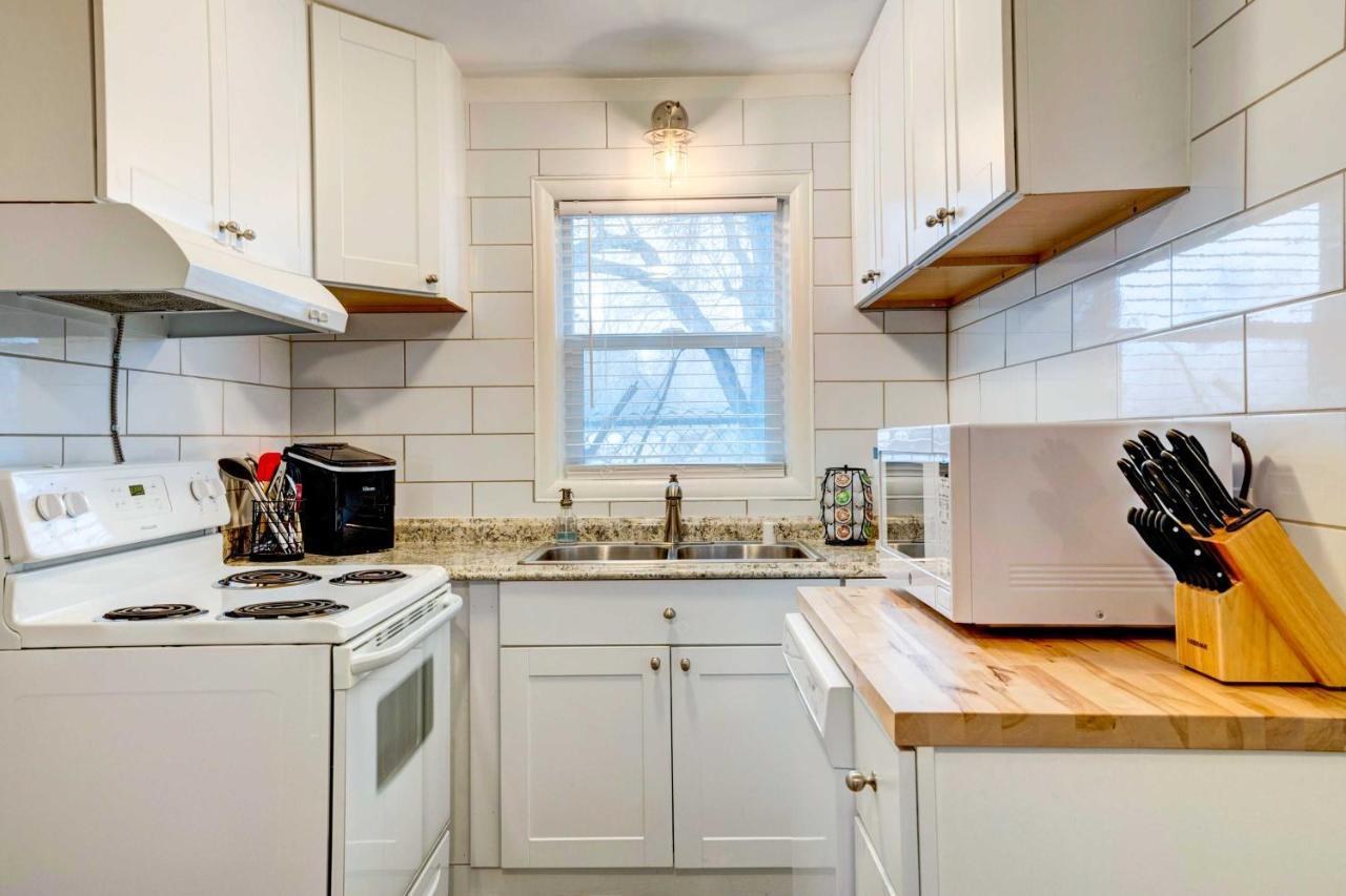 Cozy Ogden Cottage 1 Mi To Downtown! Exterior photo