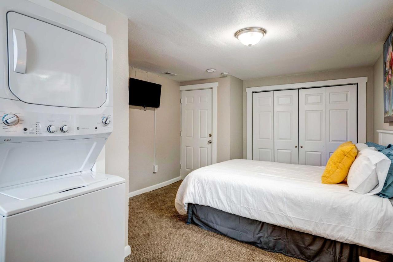 Cozy Ogden Cottage 1 Mi To Downtown! Exterior photo